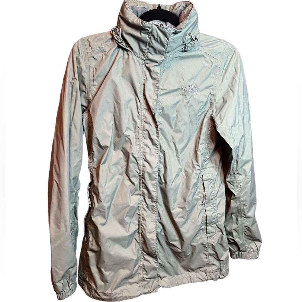 North Face Women’s raincoat windbreaker, size S, 100% nylon shell, Dry Vent